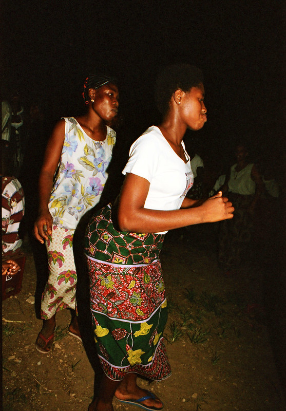 Togo West Africa Ethnic Cultural Dancing and Drumming African Village close to Palimé formerly known as Kpalimé a city in Plateaux Region Togo near the Ghanaian border 24 April 1999 165<br/>© <a href="https://flickr.com/people/41087279@N00" target="_blank" rel="nofollow">41087279@N00</a> (<a href="https://flickr.com/photo.gne?id=14016823424" target="_blank" rel="nofollow">Flickr</a>)