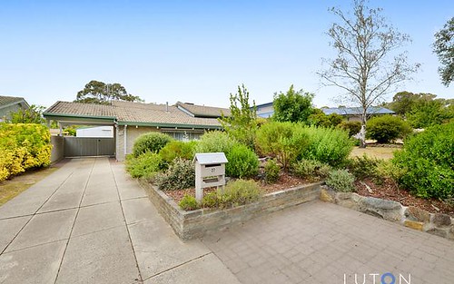 27 Greenvale St, Fisher ACT 2611