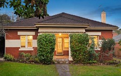 1 Chaucer Crescent, Canterbury VIC