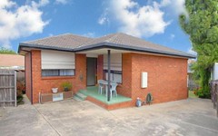 2/5 Nicholson Crescent, Meadow Heights VIC