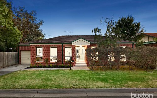 16 Alleford St, Oakleigh South VIC 3167