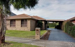 71 Woolnough Drive, Mill Park VIC