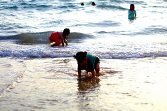 kids at the sea 2