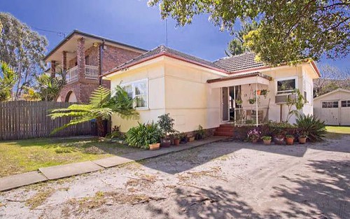 13 Tor Road, Dee Why NSW