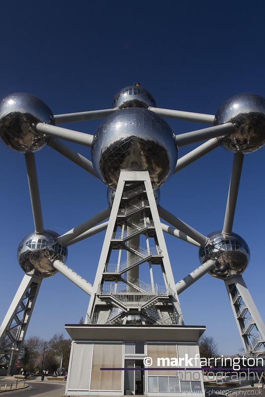The Atomium - Brussels<br/>© <a href="https://flickr.com/people/67299437@N06" target="_blank" rel="nofollow">67299437@N06</a> (<a href="https://flickr.com/photo.gne?id=13974210675" target="_blank" rel="nofollow">Flickr</a>)