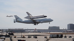 Shuttle Endeavor Landing at LAX by Doug Kline, on Flickr