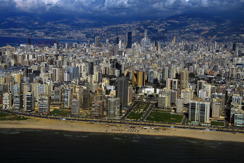 Skyline Beirut<br/>© <a href="https://flickr.com/people/34884355@N00" target="_blank" rel="nofollow">34884355@N00</a> (<a href="https://flickr.com/photo.gne?id=33750285902" target="_blank" rel="nofollow">Flickr</a>)