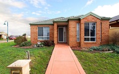 1 Cooks Way, Taylors Hill VIC