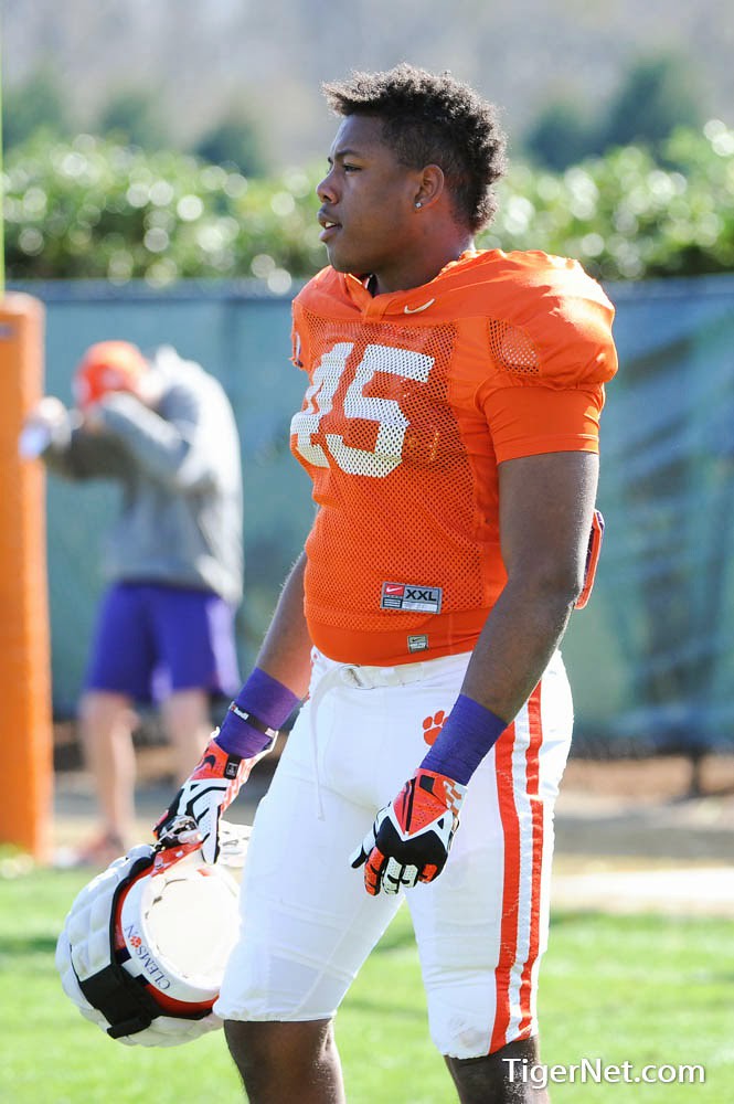 Clemson Football Photo of Chris Register and practice