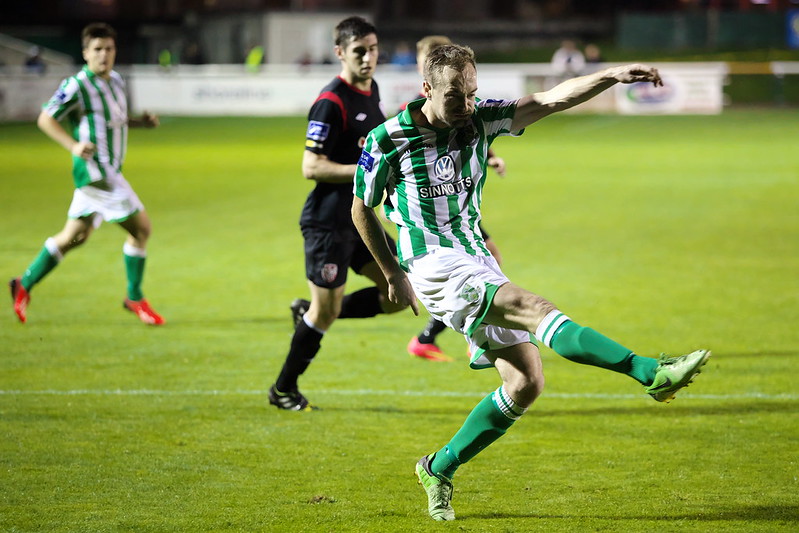 Bray Wanderers v Derry City # 36<br/>© <a href="https://flickr.com/people/95412871@N00" target="_blank" rel="nofollow">95412871@N00</a> (<a href="https://flickr.com/photo.gne?id=15382992766" target="_blank" rel="nofollow">Flickr</a>)