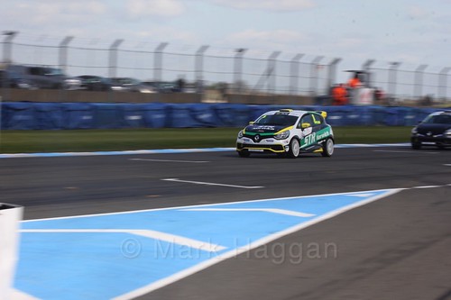 Shawn Taylor in Clio Cup qualifying during the BTCC Weekend at Donington Park 2017: Saturday, 15th April